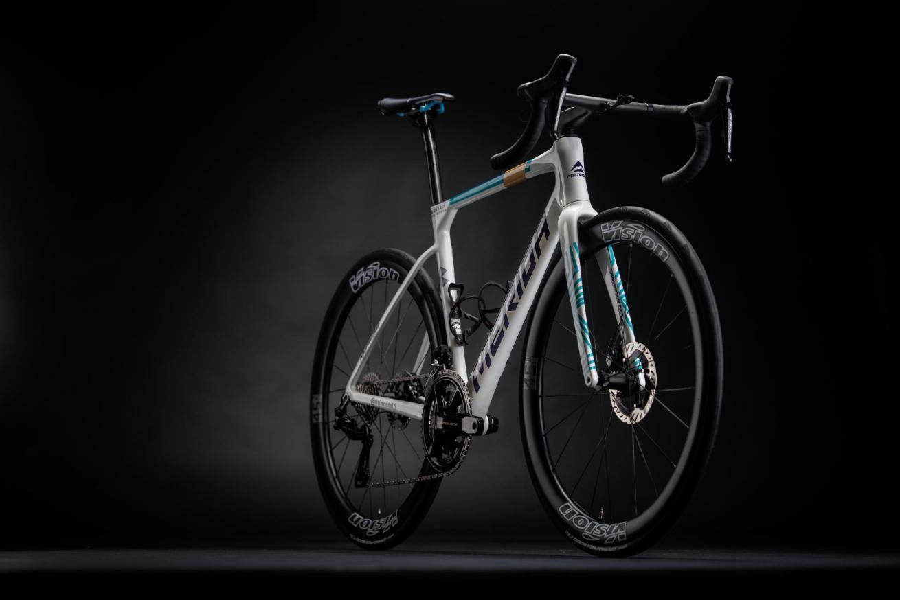 SCULTURA TEAM （スクルトゥーラ チーム）｜MERIDA公式オンライン