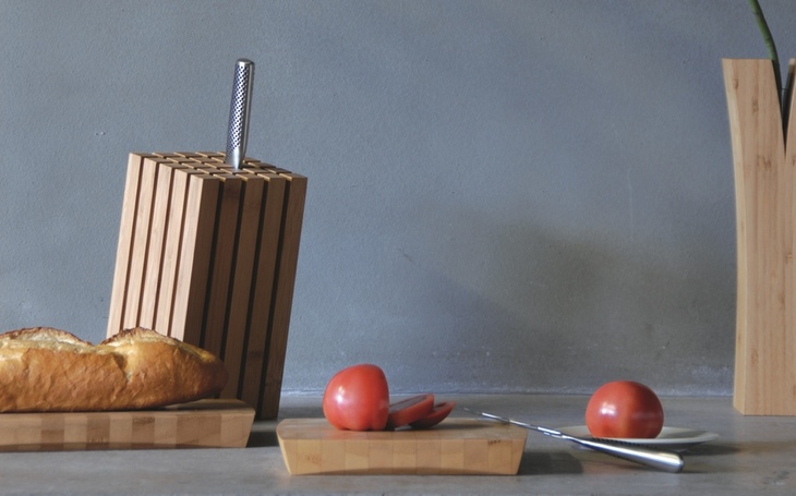 竹製のナイフスタンド 「スプリット」 - テオリ（TEORI）