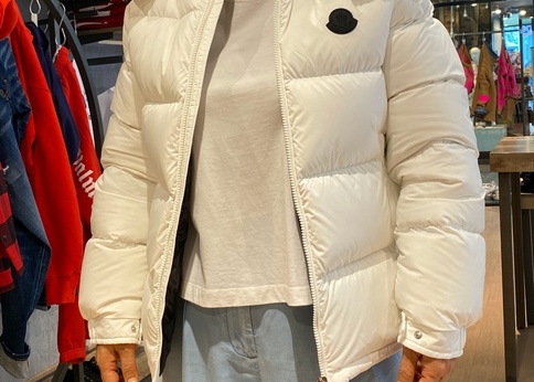 実践レポート】MONCLERのキッズサイズは本当に”大人も着られる”の