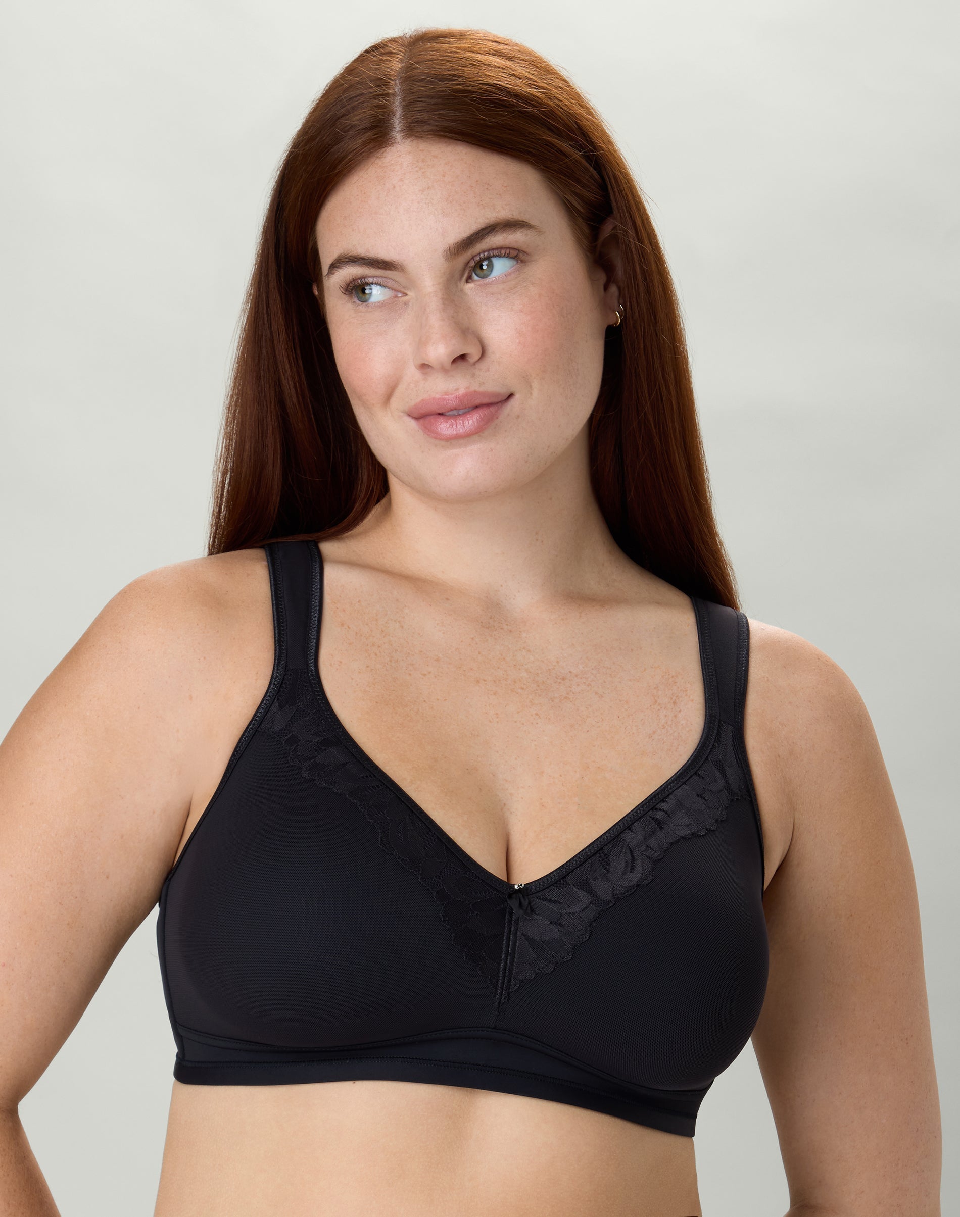 WonderBra Plus Style No Poke Wireless Bra
