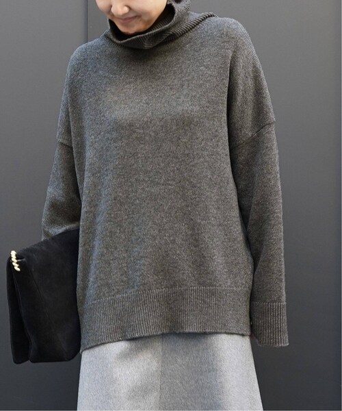 Deuxieme Classe（ドゥーズィエムクラス）の「*Aries タートルネック