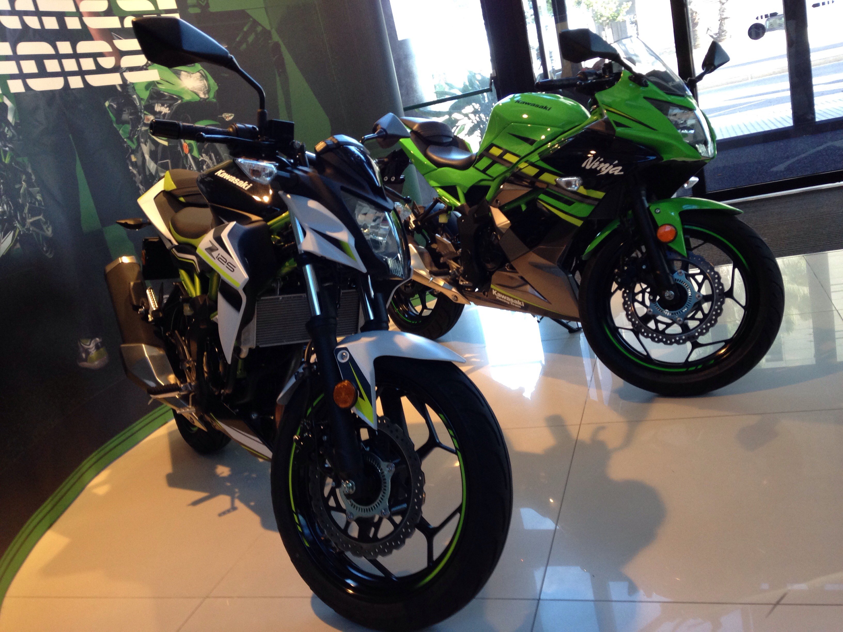 Kawasaki ZX125 Ninja and Z125 – First Impressions | Visordown