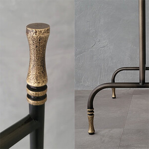 ビンテージ調 アイアンハンガーラック 黒皮風塗装×古美色