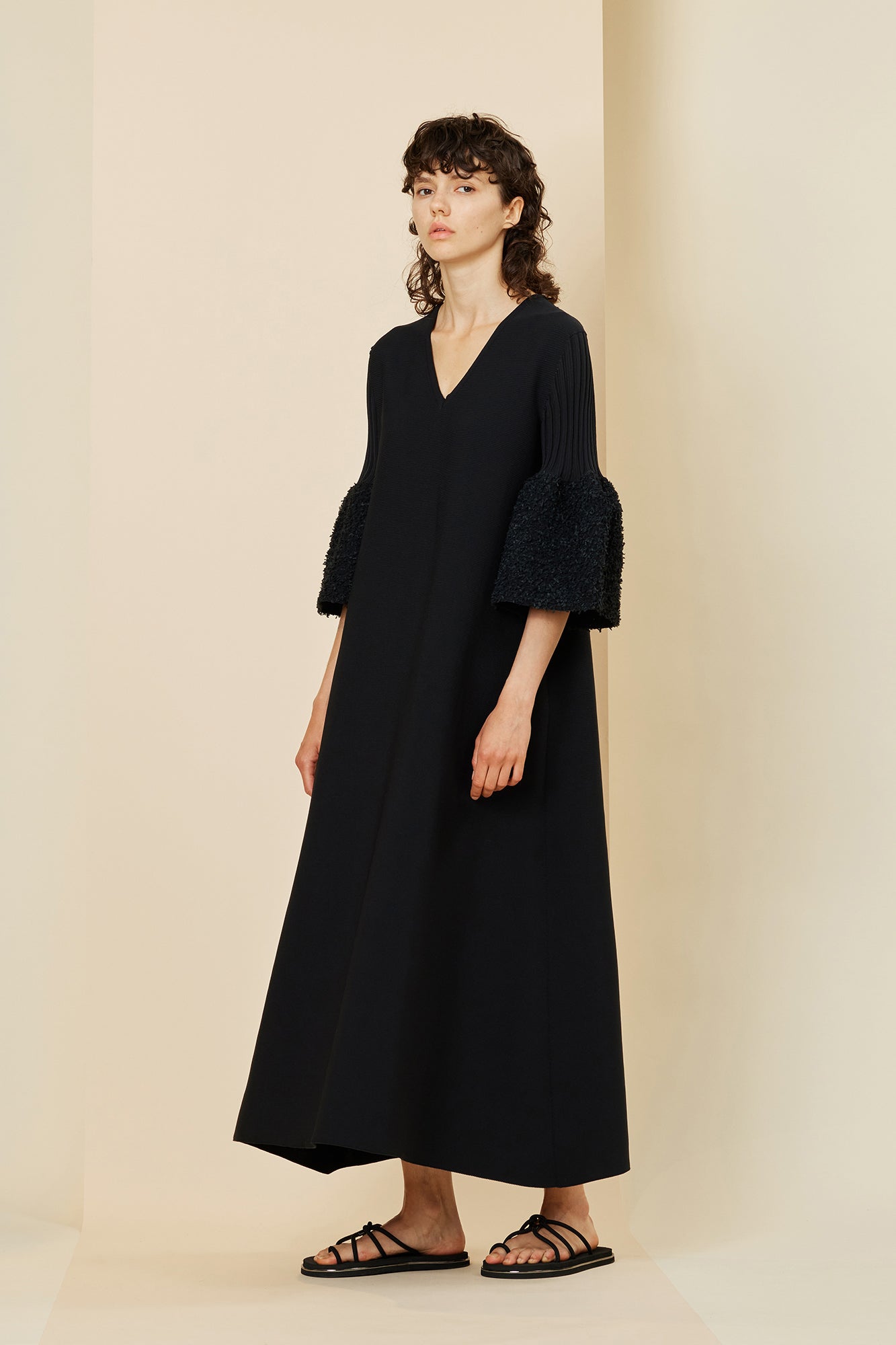 POTTERY REEF SHORT BELL SLEEVE FLARE DRESS