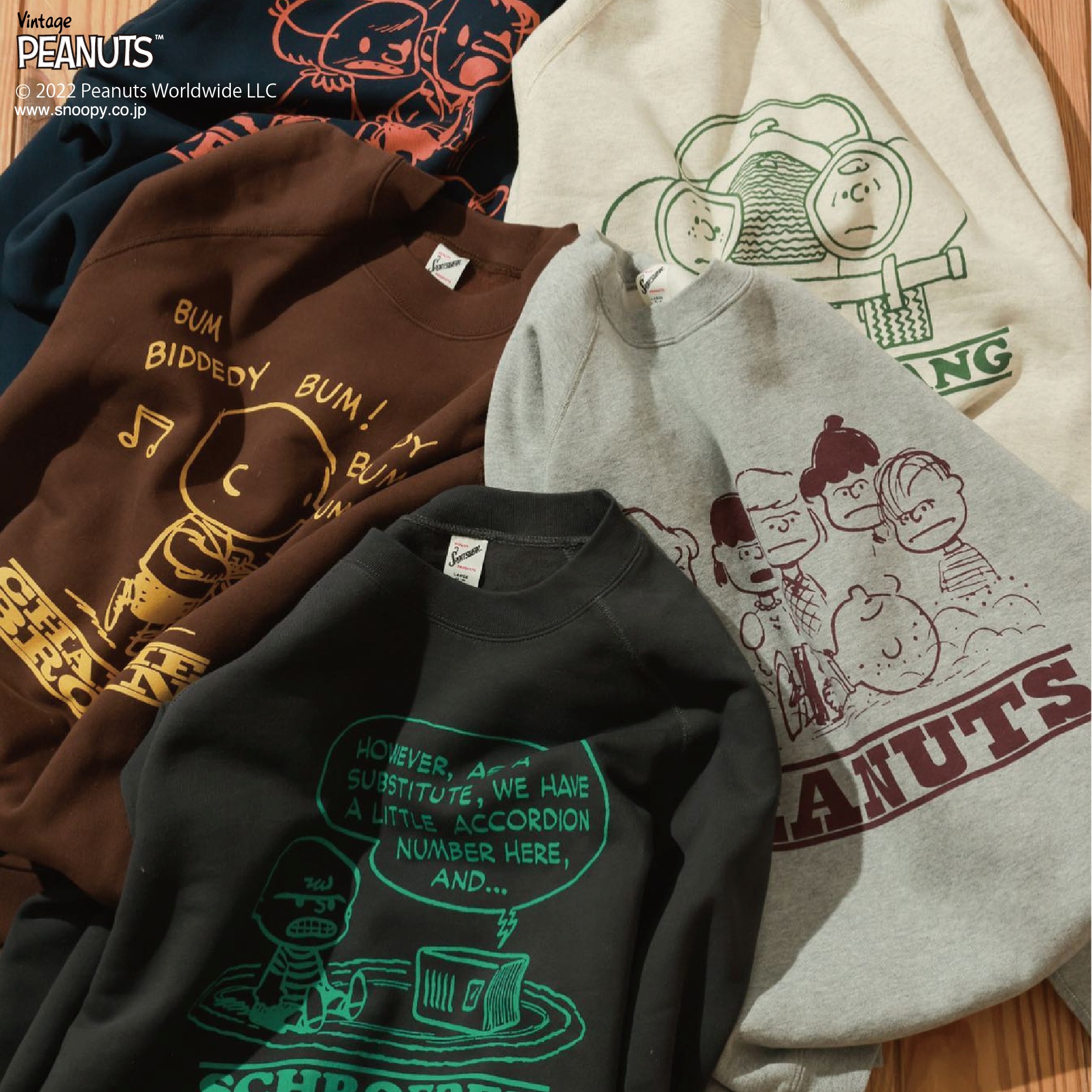 PEANUTS × SPORTS WEAR by relume 最新作のカラークルーネック