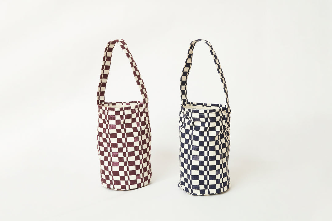 26SS】PHEENY Checkered Bucket Tote Bag – Chum!