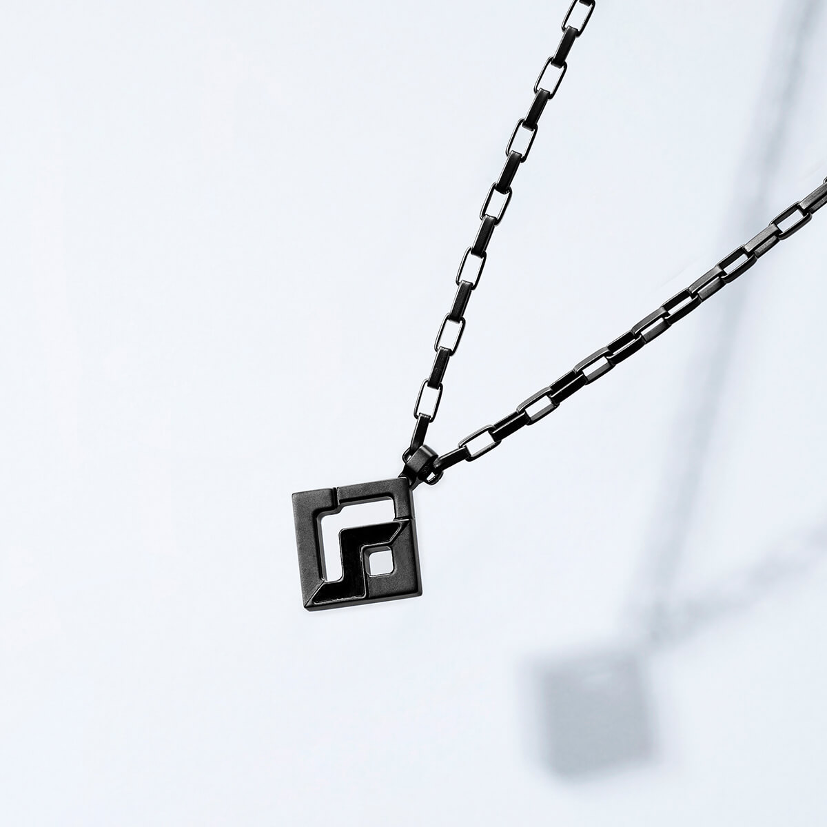 長岡秀樹（野球）も愛用する磁気ネックレス | 契約選手 | コラントッテ