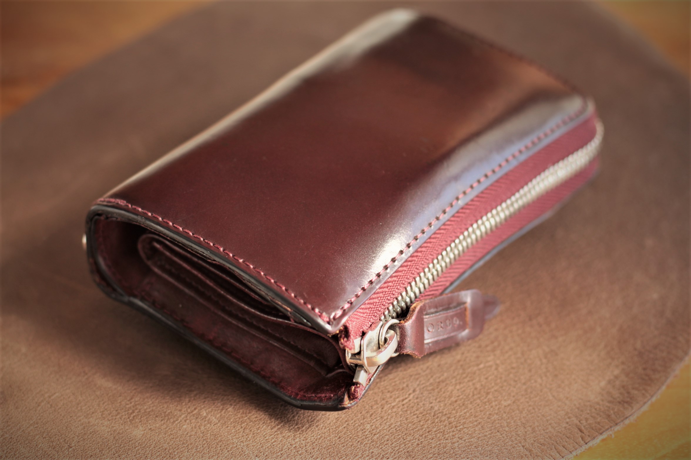 CORBO.L字ファスナー 折財布のご紹介 | CORBO. コルボ オフィシャルサイト