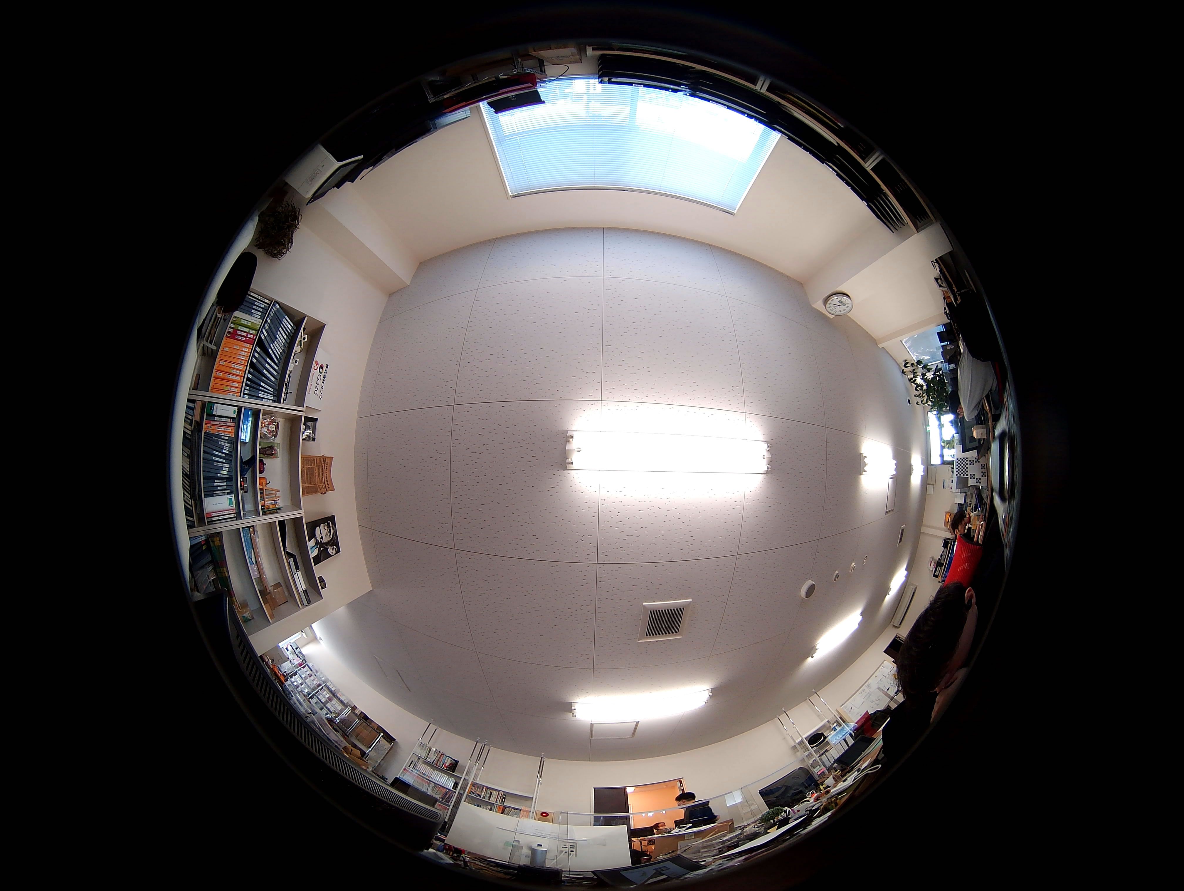 魚眼(1220万画素) - 株式会社ガゾウ