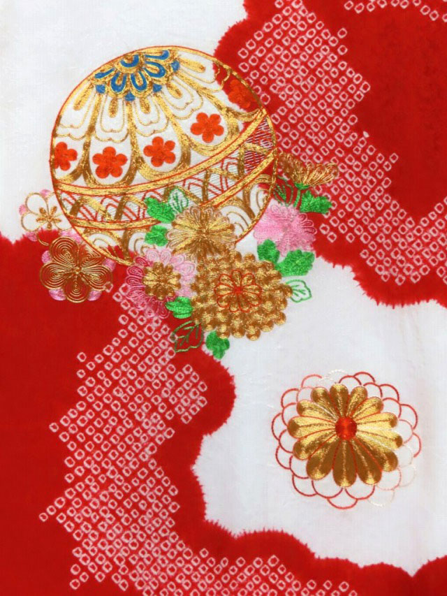 お宮参り 女の子 着物 日本製 本絞り 刺繍柄の赤ちゃんのお祝い着 (初