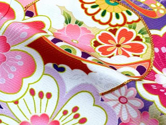 七五三 着物 7歳 単品 絵羽柄の四つ身の子供着物(合繊)【ファンタジー