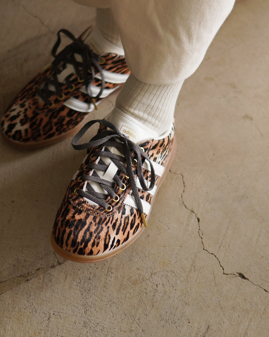 アディダス オリジナルス adidas originals ガゼル ロープロ