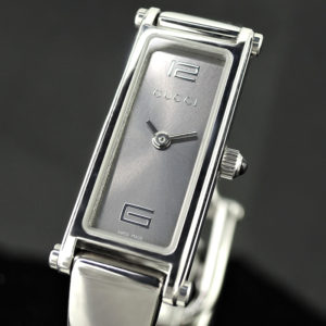 GUCCI 1500L レディースウォッチ 腕時計 バングルタイプ グレー文字盤