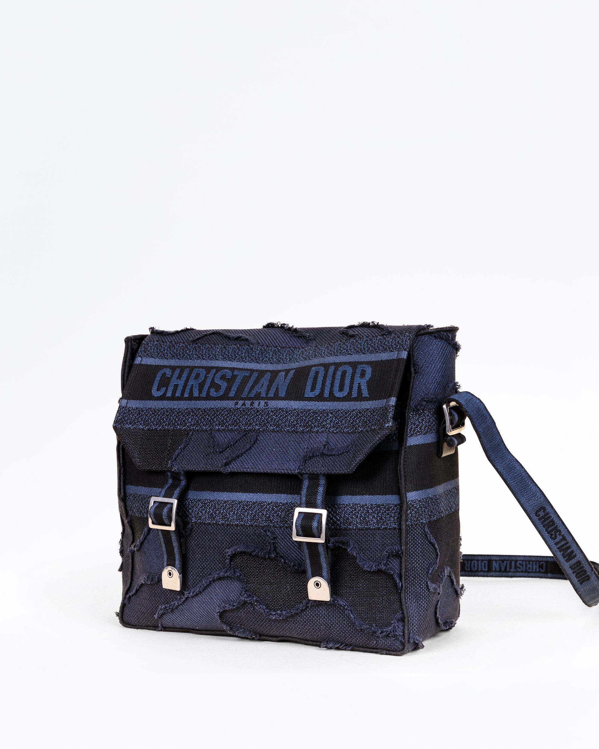 Christian Dior Diorcamp Messenger Bag | Vivrelle