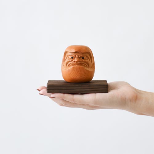 一位一刀彫 鈴木彫刻 頭巾だるま 伝統工芸品 木製 オブジェ | MUKU工房