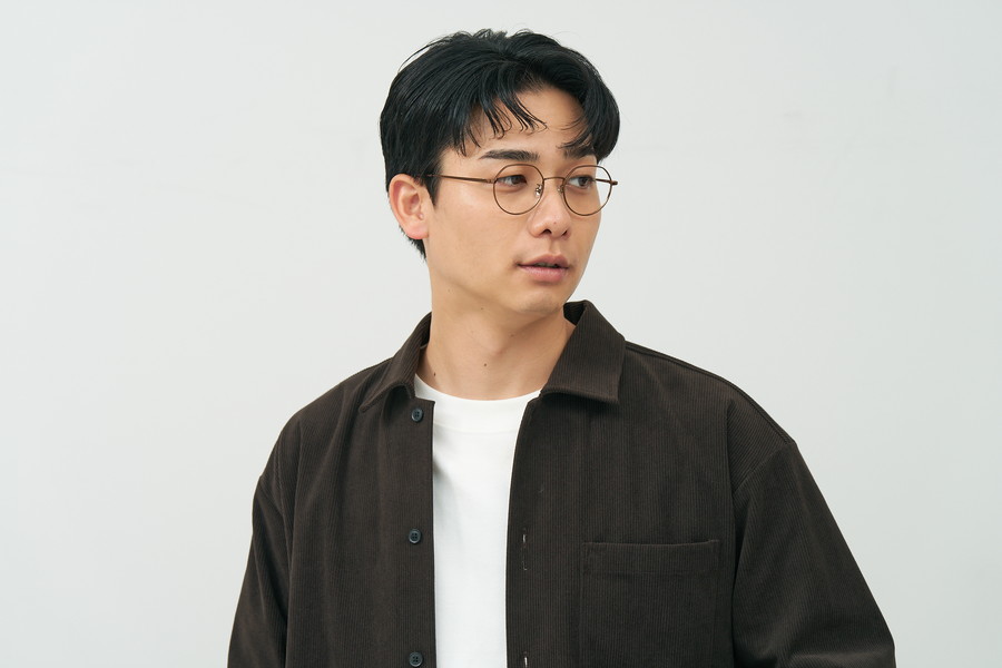 小さめサイズのボストン型メタルフレーム（ZN252013-43E1）｜メガネの