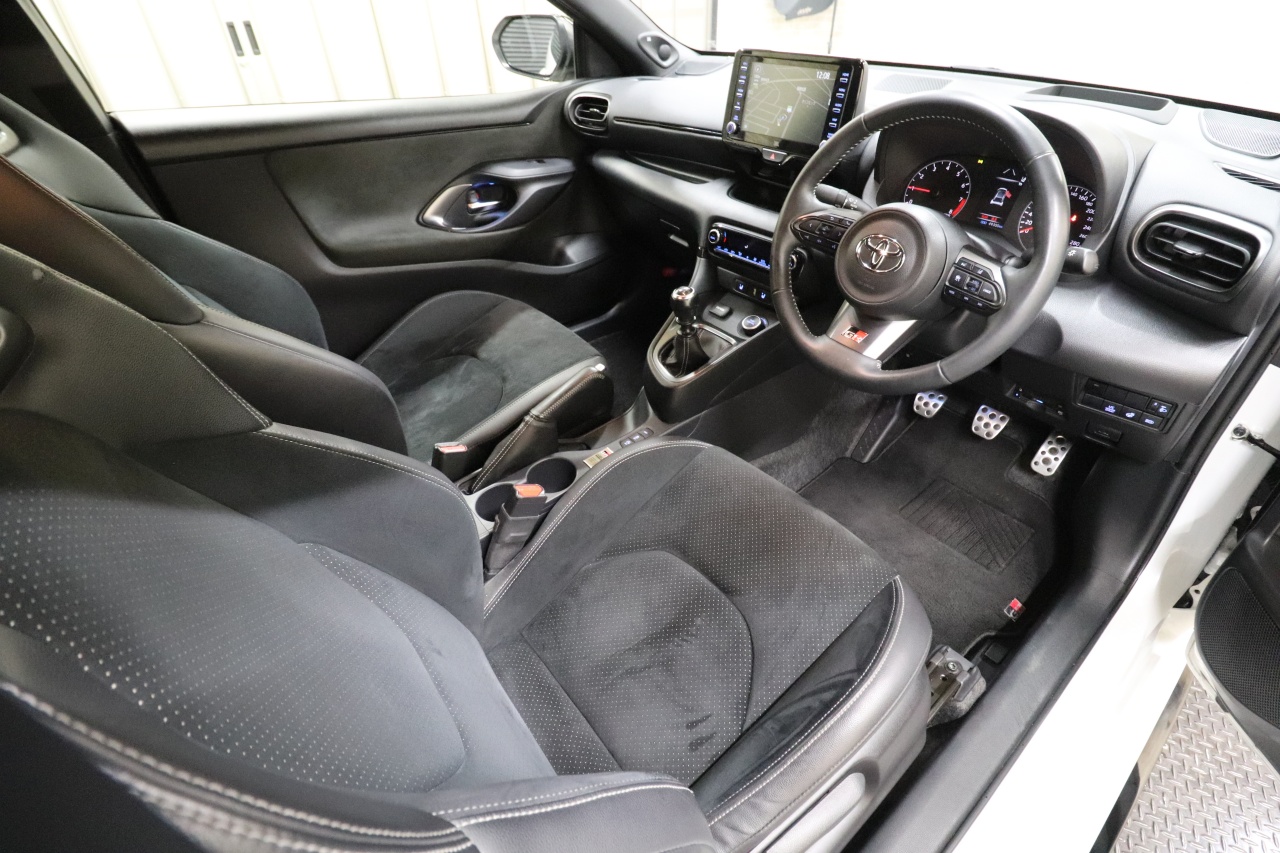 R3 GRヤリス 1.6 RZハイパフォーマンス 5.0万km 1オーナー GRフロント