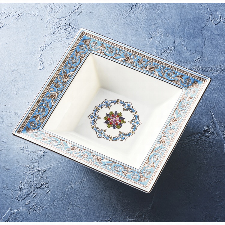 ウェッジウッド フロレンティーン ターコイズスクエアボール 18cm