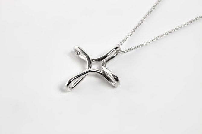 TIFFANY & Co. ［ティファニー］オープン クロス ペンダント (S) 並行