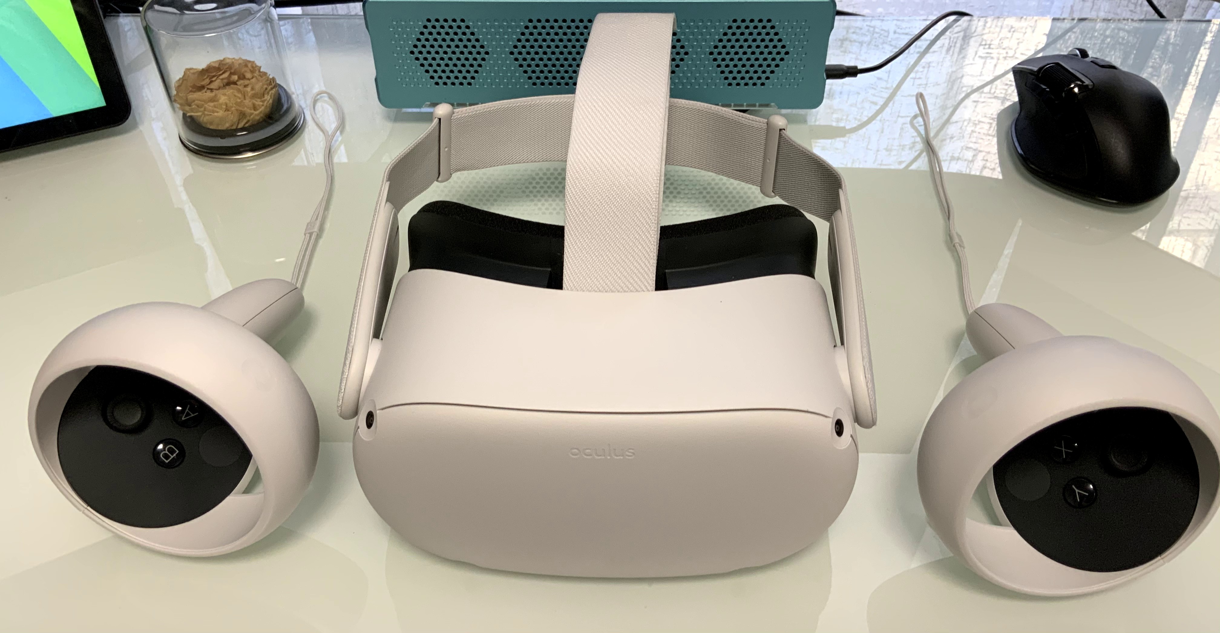 Dat_VR/記事ページ｜「Oculus Quest2とは？VRを始めるならまずはコレ！！」