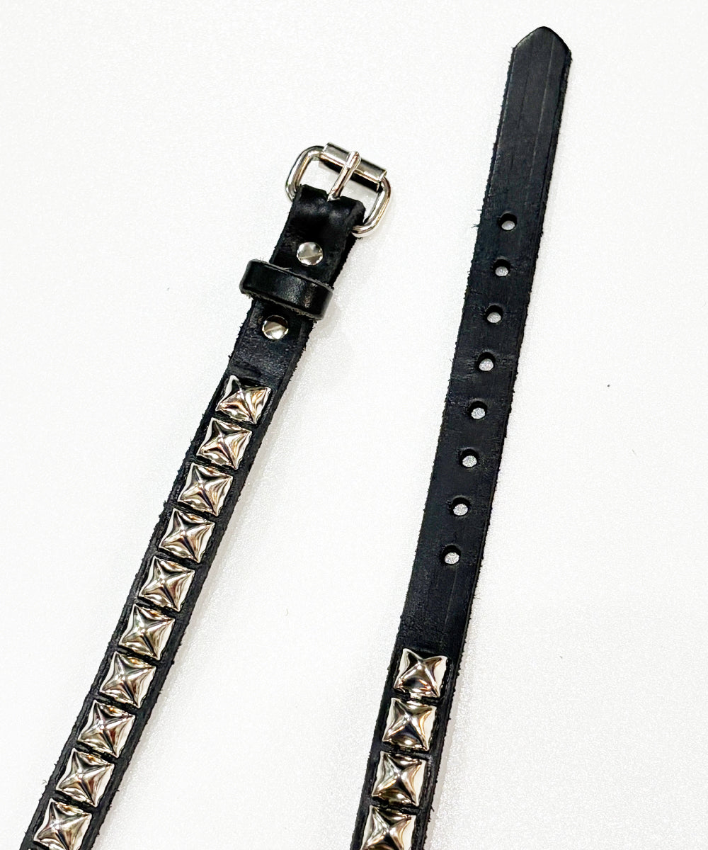 BRACKNEY LEATHER WORKS - 3/4” PYRAMID 1ROW BELT / BLACK | DB&BAR