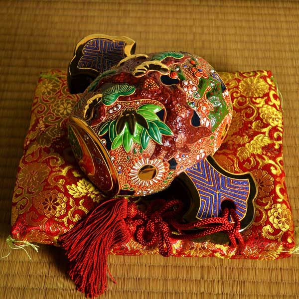 送料無料】 小槌 盛 9号 / 退職祝い 定年 打出の小槌 金の小槌 置物