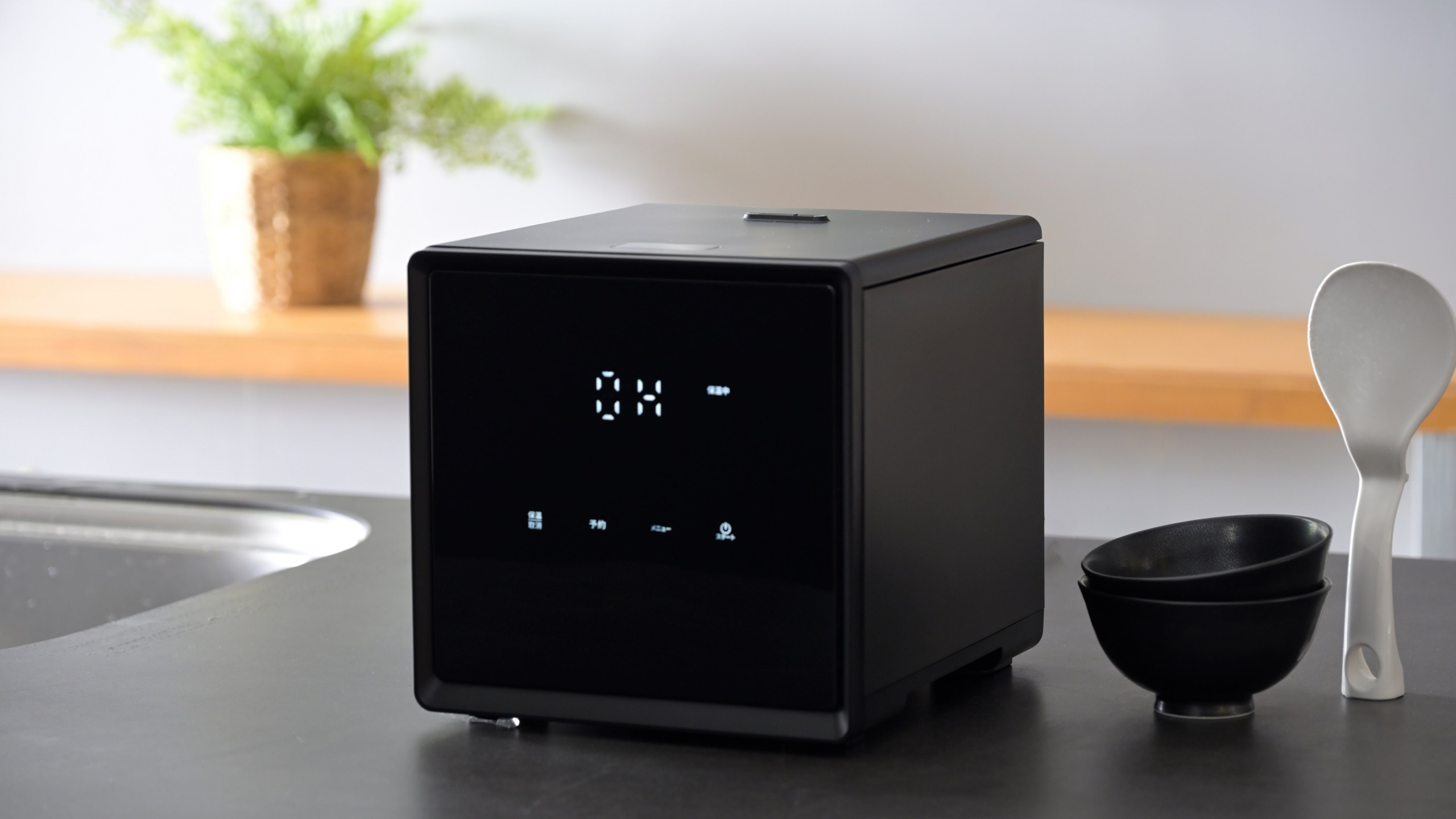 YAMAZEN 4合炊飯器 黒ブラック カッコいい サラダチキン