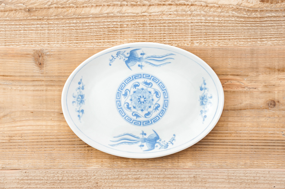 花模様の金属製皿 直径約10cm 木箱入り 花模様の金属製皿 直径約10cm