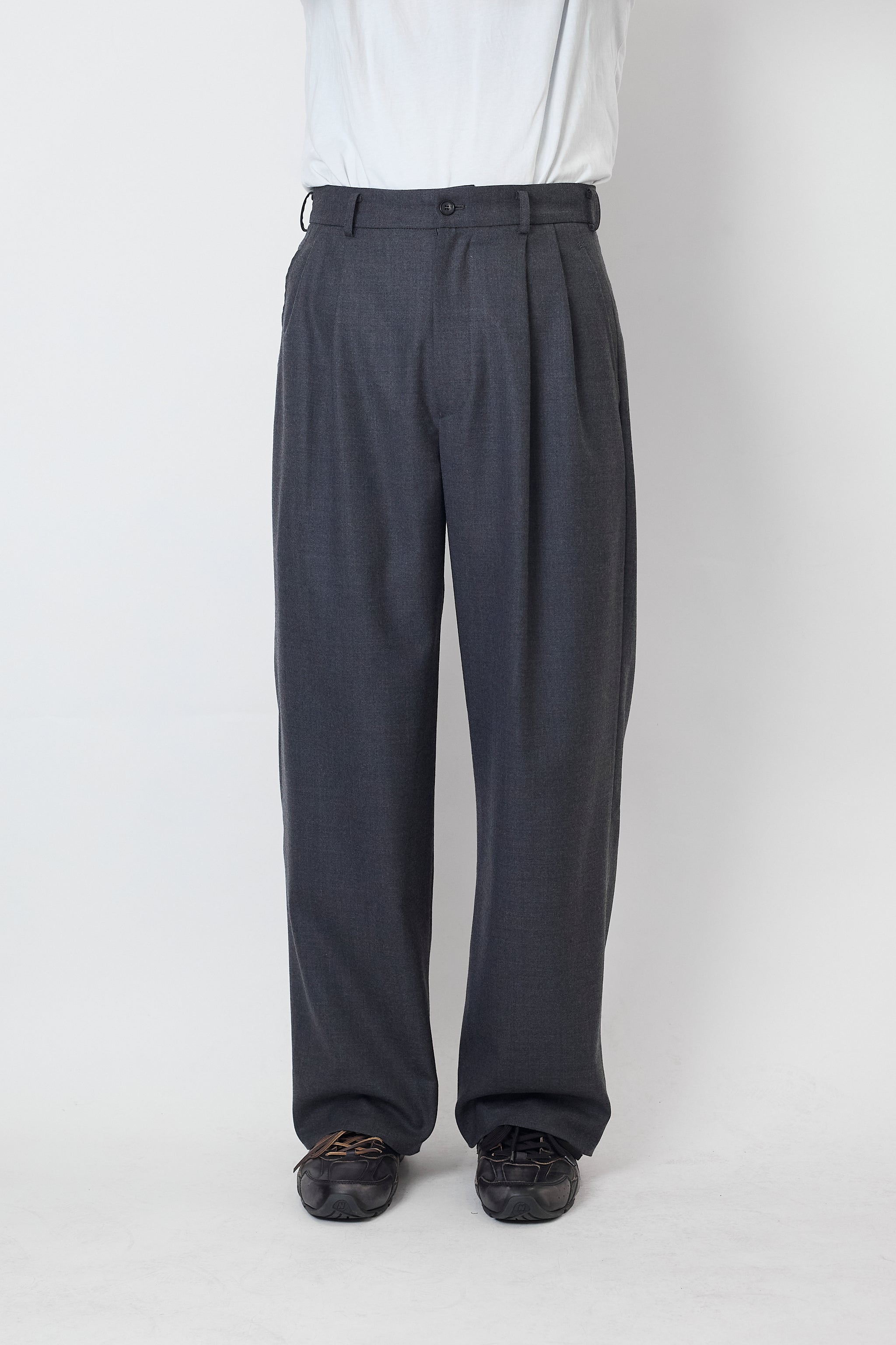 NTRUL BASIC TROUSERS GRAY – DISSONANCE