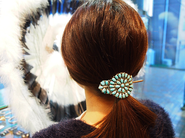 ヘアアクセサリーのJuliana Williams ターコイズ クラスター ヘアー