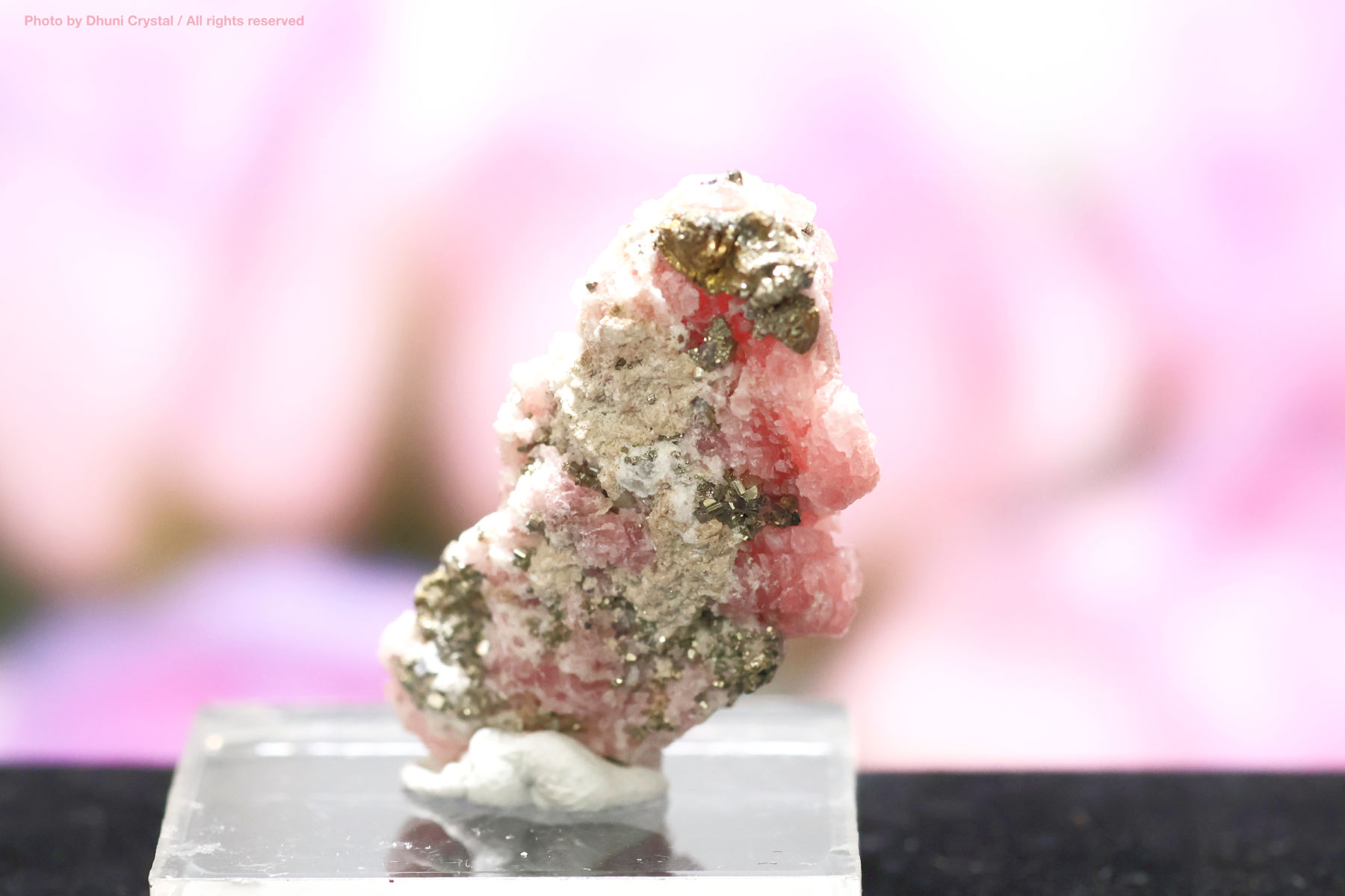 インカローズ 天然石 愛と情熱を象徴するロードクロサイト