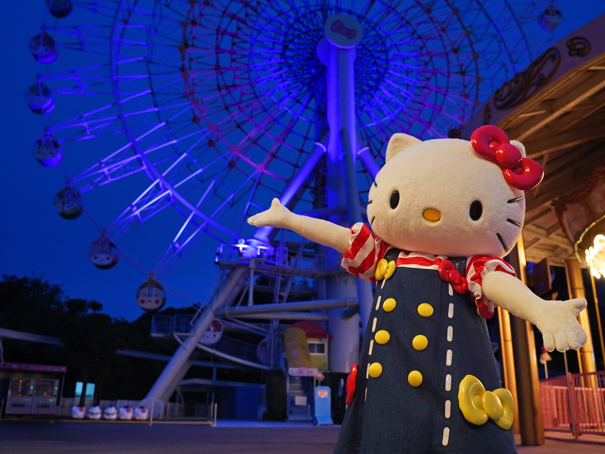 点灯式に「ハローキティ」が登場！ハーモニーランド「大観覧車ワンダー