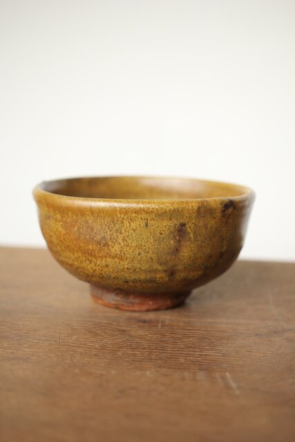 沖縄の鬼才 國吉清尚/国吉 茶碗 共箱 P437｜骨董店 のびる 古美術 骨董