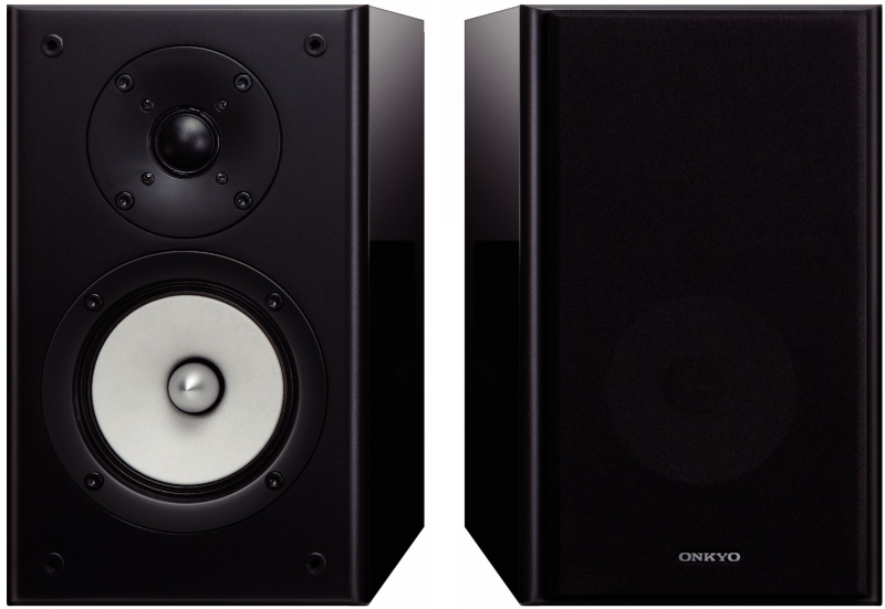 Onkyo D-055 vs D-045 - comparison: Specs · Power / frequency