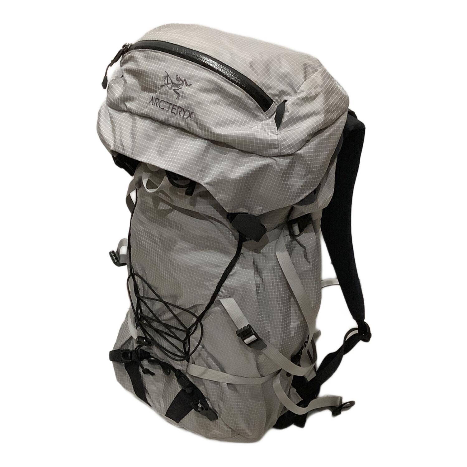 ARC'TERYX (アークテリクス) バックパック グレー 20843 Alpha AR 35