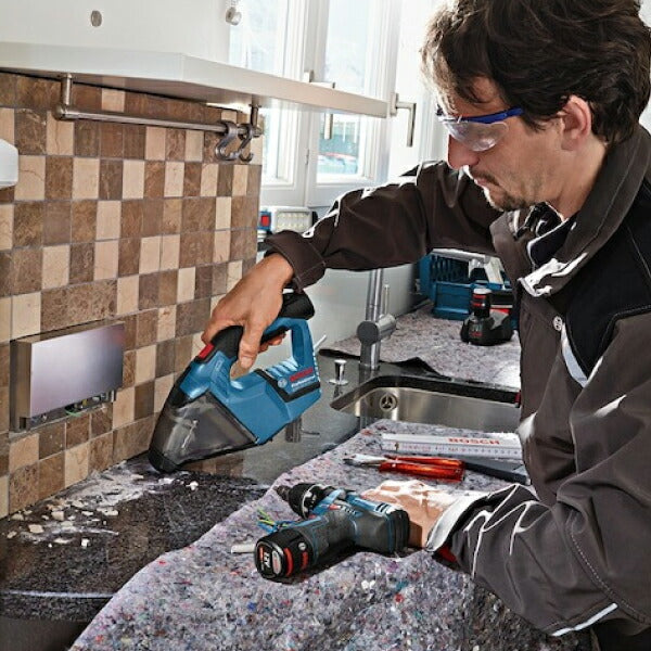 日本正規品 ボッシュ 10.8Vコードレスクリーナー＋バッテリー充電器