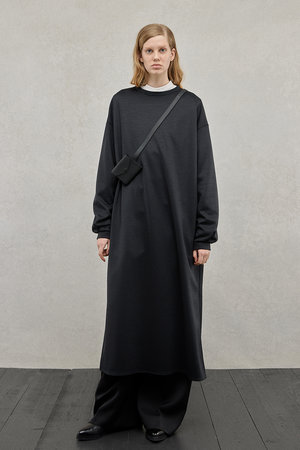 THE RERACS(ザ・リラクス)｜ロングスリーブドレス/ブラック の通販