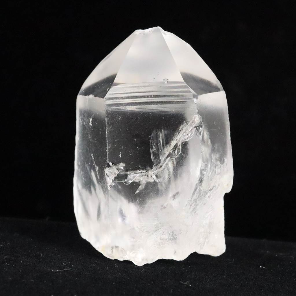 ブラジル産 ライトニングクォーツ 雷水晶 93.4g (ID:29408) | 榎本通商