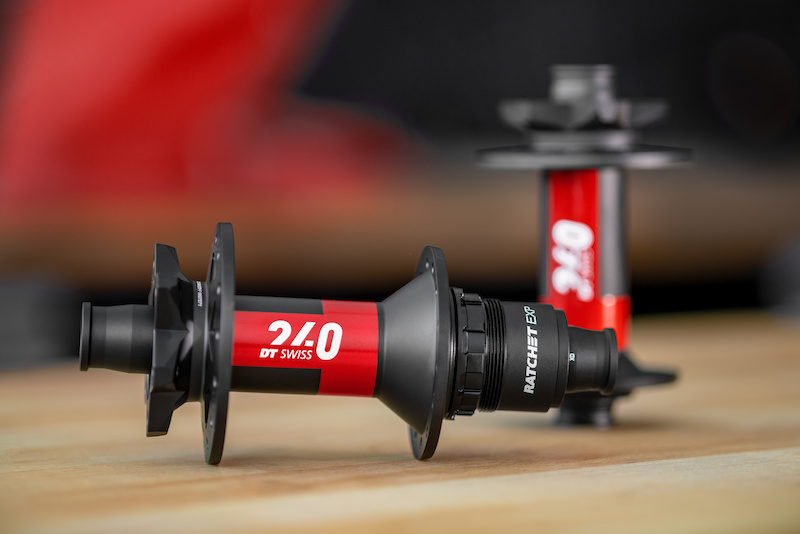First Look: DT Swiss' New 240 EXP Hubs - Pinkbike