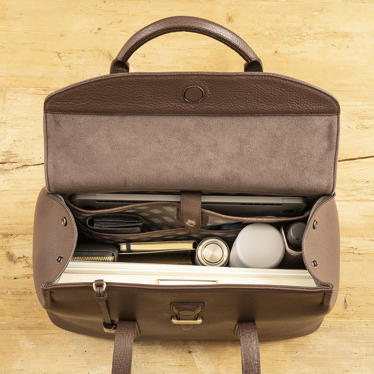 シュリンク フラップトートバッグ(S)《Embrace》 - British Green