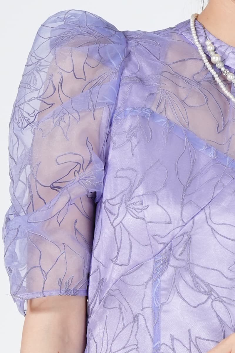 LILY BROWN エンボスグリッター刺繍パープルドレス (M) をレンタル