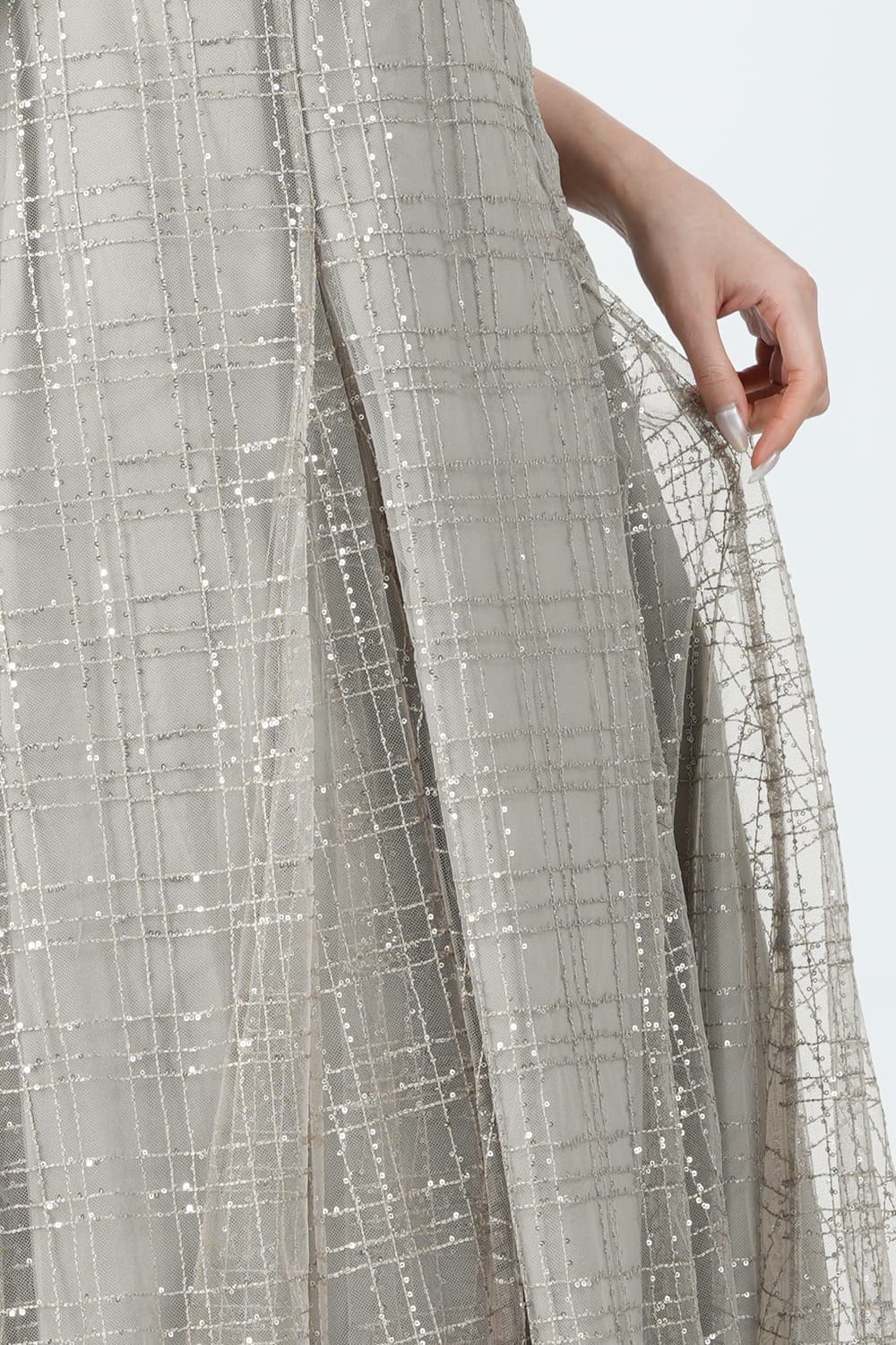 LEJA チェック刺繍スパンコールグレードレス (M〜L) をレンタル - 結婚