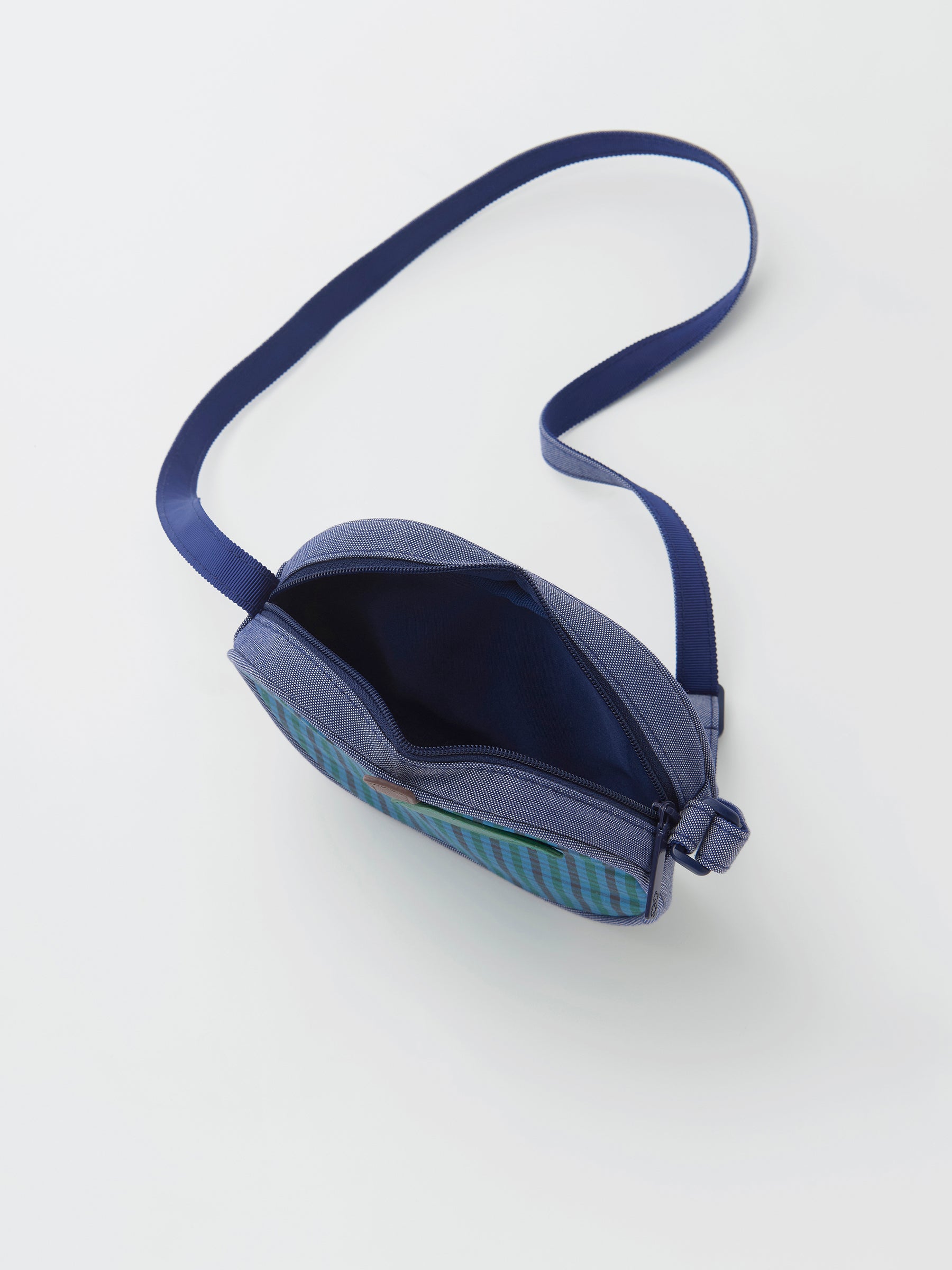 familiar いちご ポシェット ポシェット いちご familiar バッグ : 2個