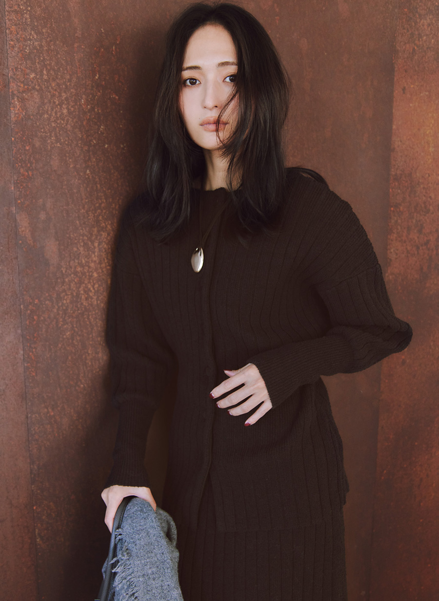 ブークレミドルカーディガン｜LOUNIE（ルーニィ）公式サイト／公式