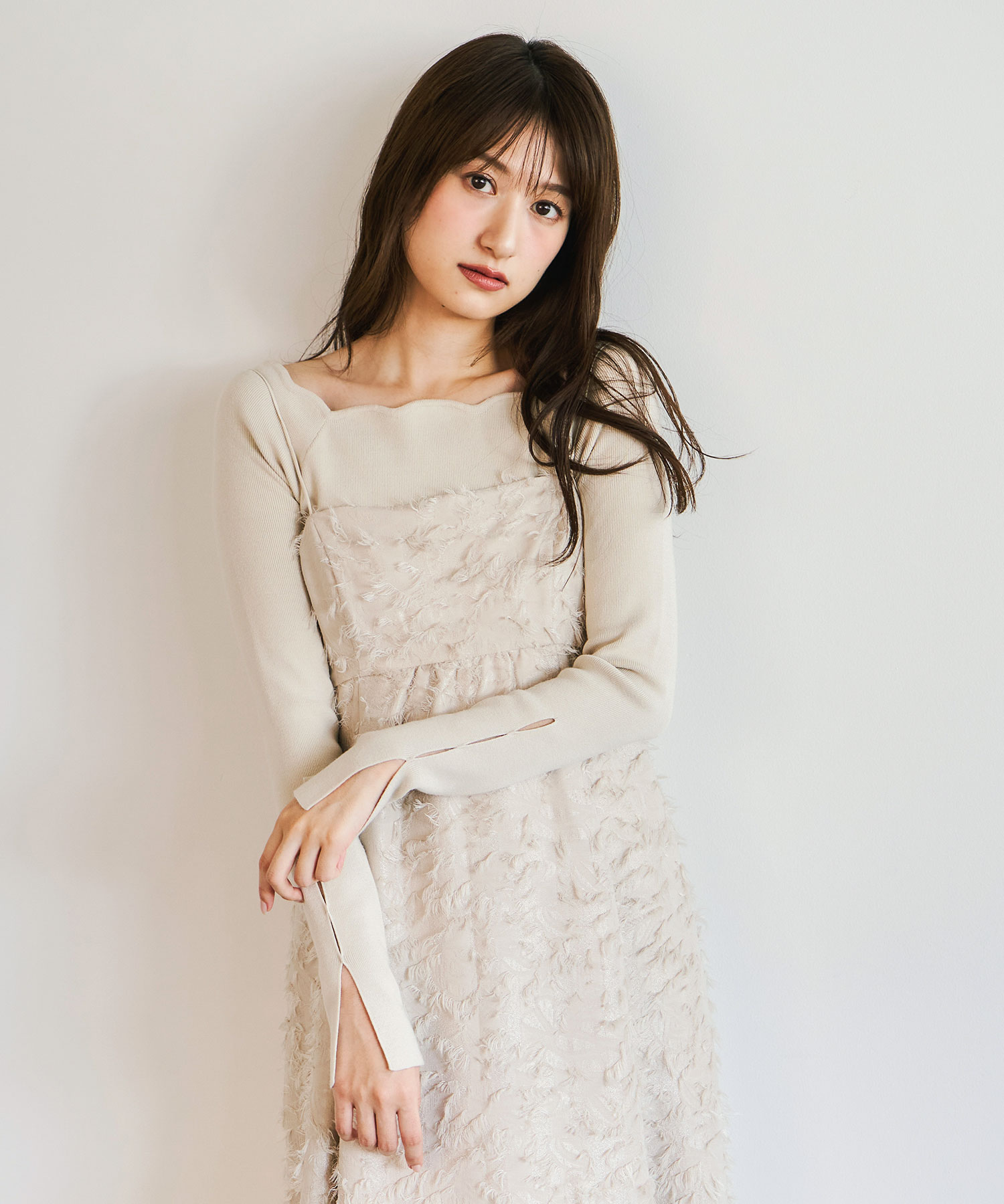 スカラップオフショルトップス｜PETAL ONLINE（ペタルオンライン）