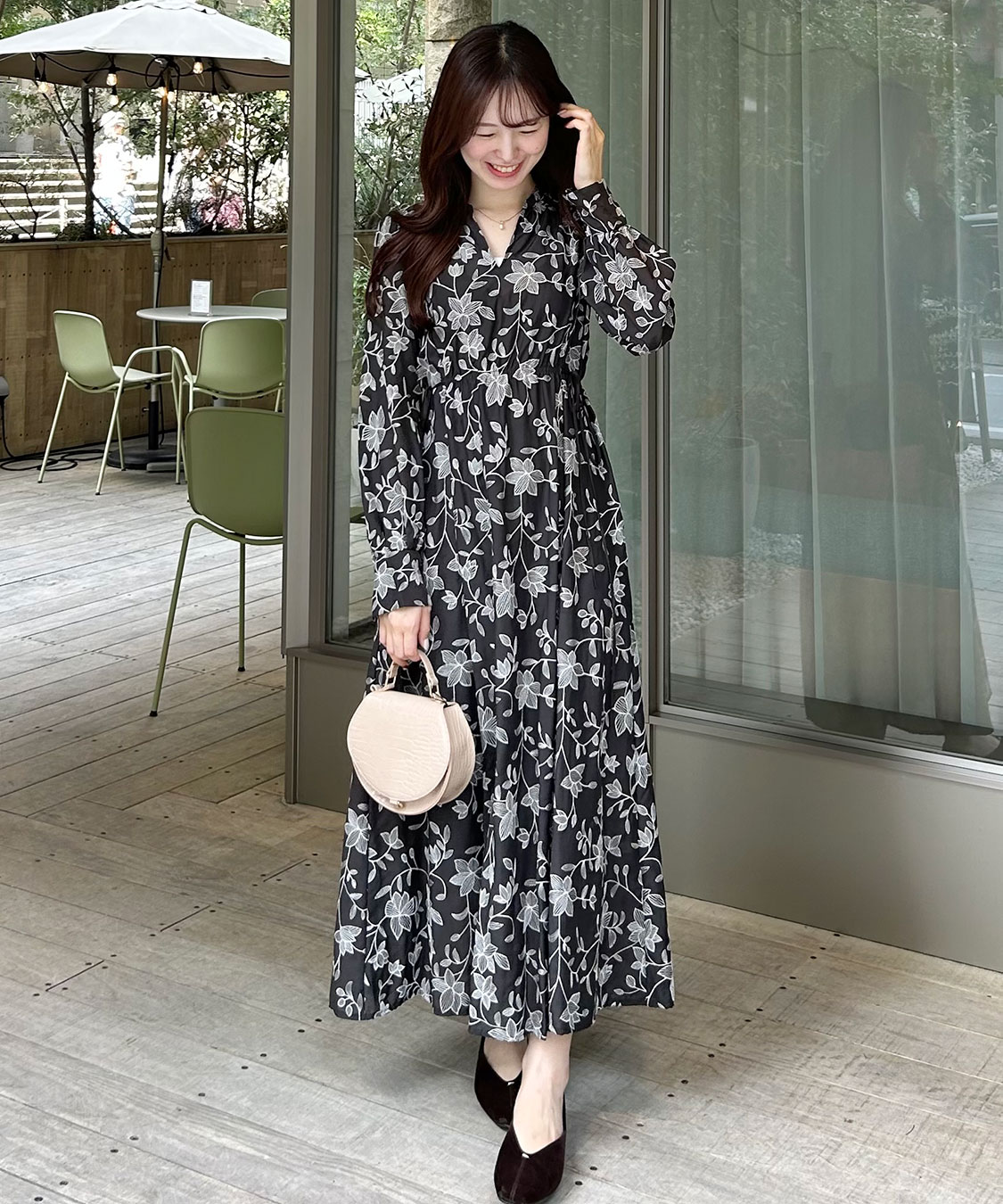 エンブロイダリーフレアワンピース｜PETAL ONLINE（ペタルオンライン）