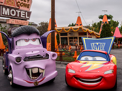 本場のハロウィンは規模が違う！「カリフォルニア ディズニーランド