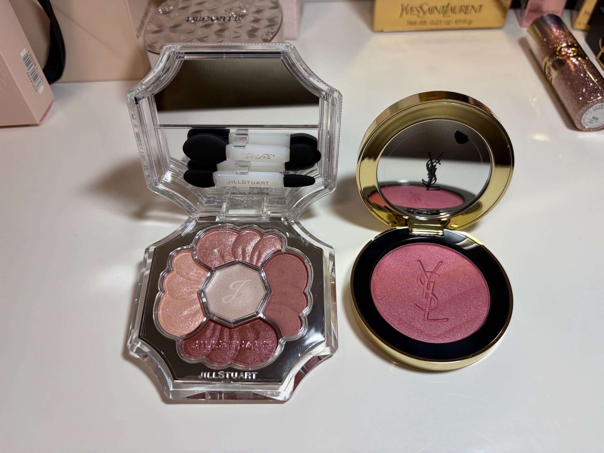 イヴ・サンローラン / YSL メイクミーブラッシュ パウダー 44 ヌード