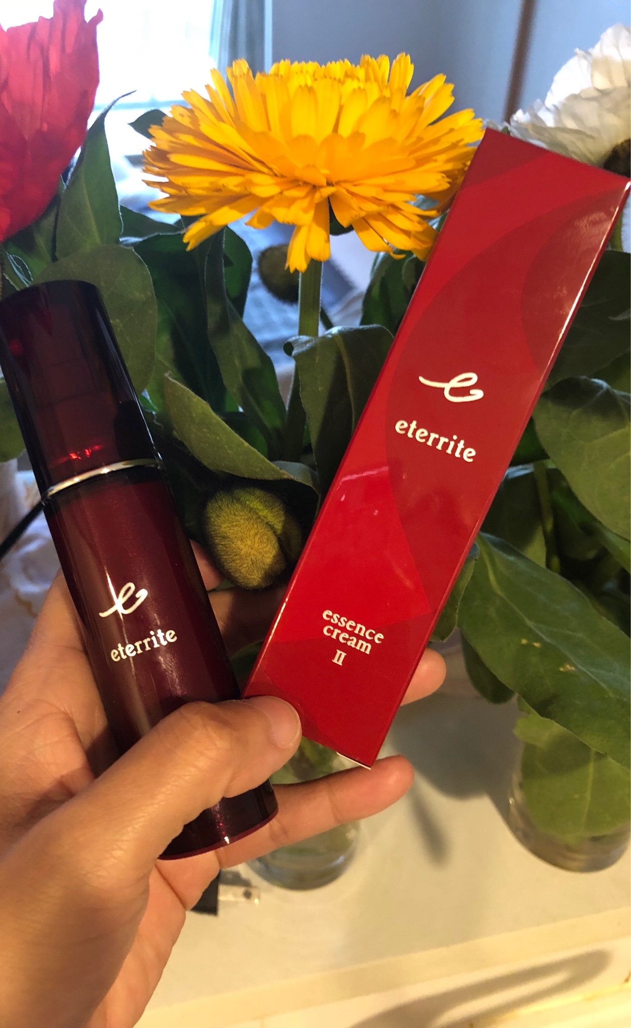 シャルレ / エタリテ エッセンスクリームIIの公式商品情報｜美容