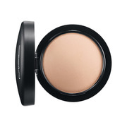 M・A・C / ミネラライズ スキンフィニッシュ/ナチュラル ライトの公式